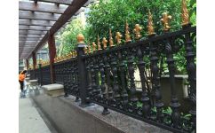 甘肅揚(yáng)光金屬制品供應(yīng)專業(yè)鋁藝圍欄 甘肅鋁藝高檔別墅大門